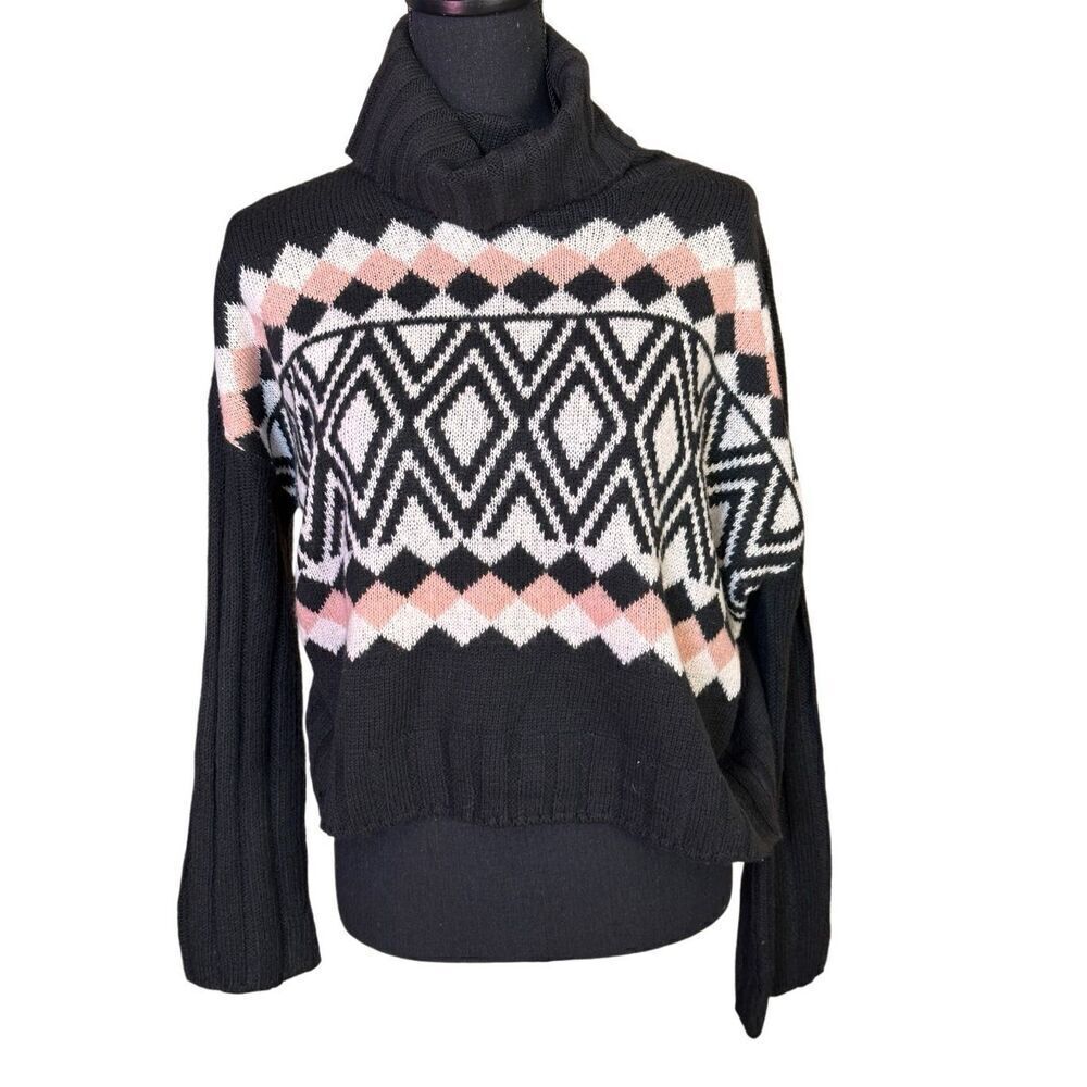 NWT SO Black, Pink & White Long Sleeved Cropped Textured Cowl Neck  Turtleneck A